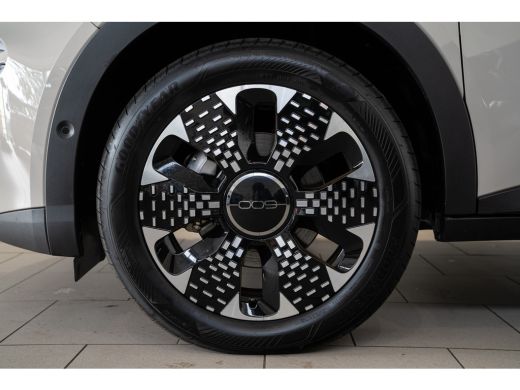 Fiat 600 1.2 Hybrid La Prima | Camera | Stoelverwarming | Elektrische Achterklep | Navigatie | Apple Carpl... ActivLease financial lease