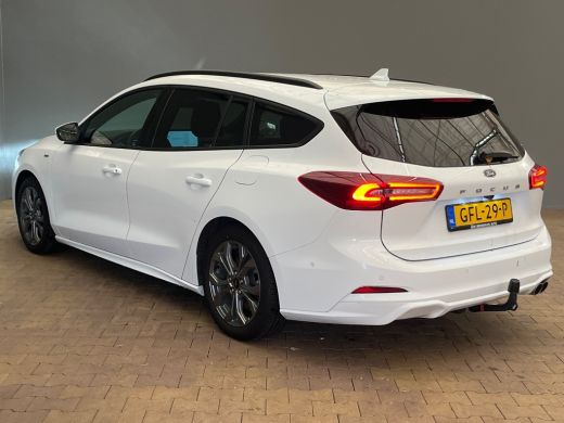Ford Focus 1.0 EcoBoost Hybrid ST Line Automaat | Trekhaak Afneembaar | Winter Pakket | Adaptive Cruise | Ca... ActivLease financial lease