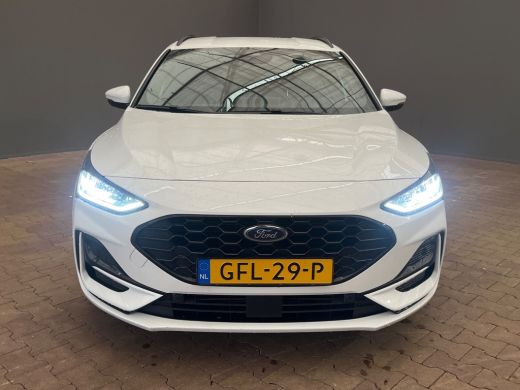 Ford Focus 1.0 EcoBoost Hybrid ST Line Automaat | Trekhaak Afneembaar | Winter Pakket | Adaptive Cruise | Ca... ActivLease financial lease