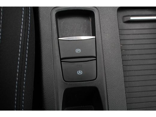 Ford Focus 1.0EB Hybrid Active Business | NL-AUTO! | 1E EIGENAAR! | ADAPTIVE CRUISE | CAMERA | LANE ASSIST |... ActivLease financial lease