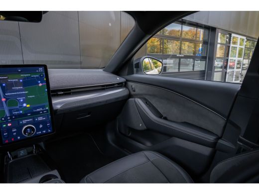 Ford Mustang Mach-E Mach-E GT Extended AWD 98 kWh | Pano-dak | Parelmoer Wit Metallic! | 100% Dealer Onderhouden | B&... ActivLease financial lease