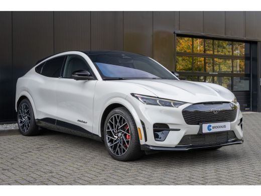 Ford Mustang Mach-E Mach-E GT Extended AWD 98 kWh | Pano-dak | Parelmoer Wit Metallic! | 100% Dealer Onderhouden | B&... ActivLease financial lease