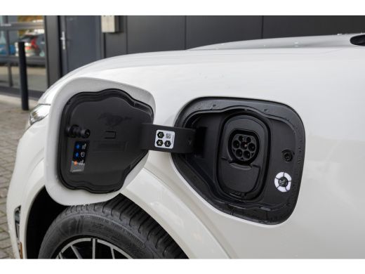 Ford Mustang Mach-E Mach-E GT Extended AWD 98 kWh | Pano-dak | Parelmoer Wit Metallic! | 100% Dealer Onderhouden | B&... ActivLease financial lease