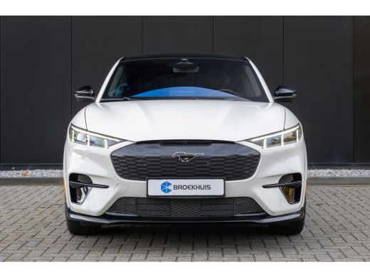 Ford Mustang Mach-E Mach-E GT Extended AWD 98 kWh | Pano-dak | Parelmoer Wit Metallic! | 100% Dealer Onderhouden | B&... ActivLease financial lease