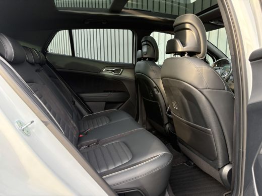 Kia Sportage 1.6 T-GDi Plug-in Hybrid AWD GT-PlusLine | Panodak | Stoelgeheugen | 360 Camera | Stoel koeling/v... ActivLease financial lease