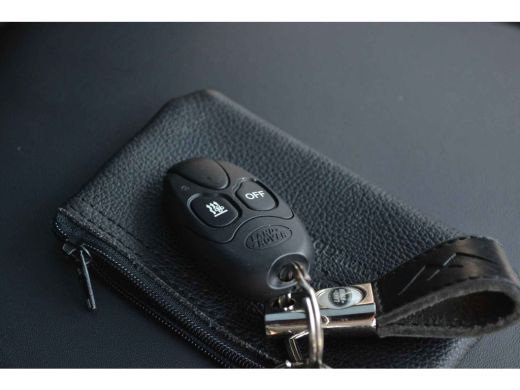 Land Rover Defender 110 3.0 P400 HSE 7-pers Pano Trekh ACC 22inch HUD Standkachel ActivLease financial lease