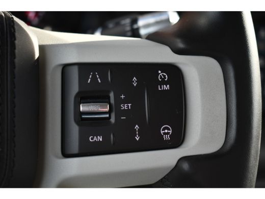 Land Rover Defender 110 3.0 P400 HSE 7-pers Pano Trekh ACC 22inch HUD Standkachel ActivLease financial lease
