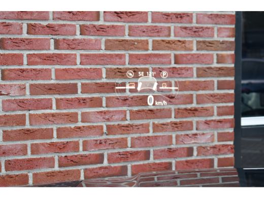 Land Rover Defender 110 3.0 P400 HSE 7-pers Pano Trekh ACC 22inch HUD Standkachel ActivLease financial lease