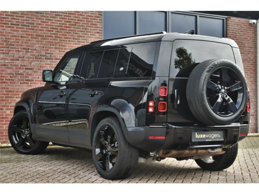 Land Rover Defender 110 3.0 P400 HSE 7-pers Pano Trekh ACC 22inch HUD Standkachel ActivLease financial lease
