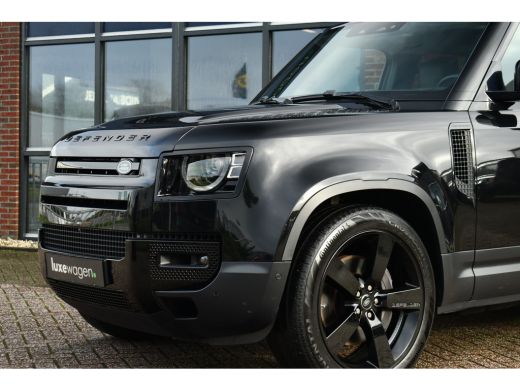 Land Rover Defender 110 3.0 P400 HSE 7-pers Pano Trekh ACC 22inch HUD Standkachel ActivLease financial lease