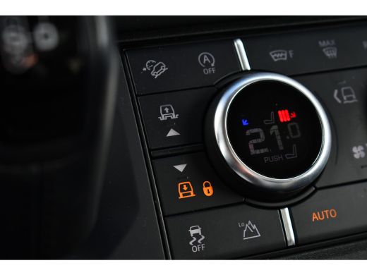 Land Rover Defender 110 3.0 P400 HSE 7-pers Pano Trekh ACC 22inch HUD Standkachel ActivLease financial lease