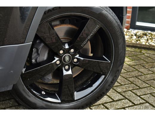 Land Rover Defender 110 3.0 P400 HSE 7-pers Pano Trekh ACC 22inch HUD Standkachel ActivLease financial lease