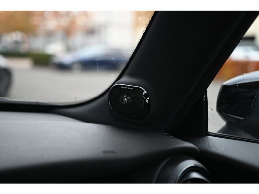 Mini Electric Classic / Panoramadak / Sportstoelen / Achteruitrijcamera / Comfort Access / LED / Head-Up / Harm... ActivLease financial lease