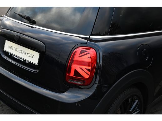 Mini Electric Classic / Panoramadak / Sportstoelen / Achteruitrijcamera / Comfort Access / LED / Head-Up / Harm... ActivLease financial lease