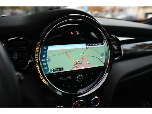 Mini Electric Classic / Panoramadak / Sportstoelen / Achteruitrijcamera / Comfort Access / LED / Head-Up / Harm... ActivLease financial lease