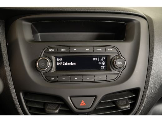 Opel KARL 1.0 ecoFLEX 120 Jaar Edition | Parkeersensoren | Lichtmetalen velgen | Airco | Cruise Controle | ... ActivLease financial lease