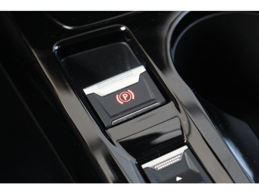 Peugeot 208 1.2 Hybrid 100 e-DCS6 Allure | Adap. Cruise C. | Camera | CarPlay | St. Verw. | Navi | LED | DAB ... ActivLease financial lease