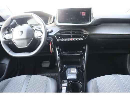 Peugeot 208 1.2 HYBRID 100PK ALLURE AUTOMAAT / NAVI / LEDER / CLIMA / PDC / 16" LMV / CAMERA / WINTERPAKKET /... ActivLease financial lease