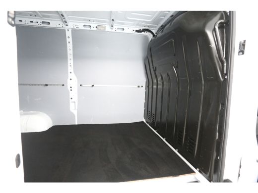 Renault Master T35 2.3 dCi L3H2 RWD | Dubbellucht | 3500KG Trekgew. | Trekh. | Airco | Cruise | Carplay | 3-Zits... ActivLease financial lease