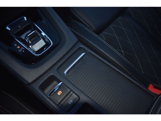 Skoda Octavia Combi RS iV Phev 245PK | Zwenkbare trekhaak | RS Plus Package | Camera achter | Head-up display |... ActivLease financial lease