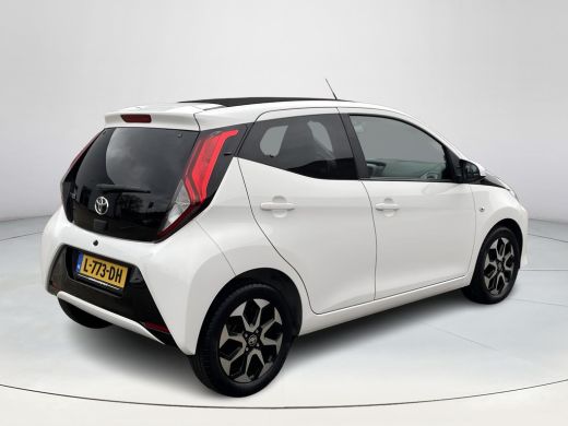 Toyota Aygo 1.0 VVT-i x-joy cabrio ActivLease financial lease