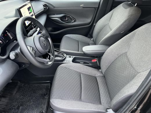 Toyota Yaris Cross 1.5 Hybrid 115 Dynamic | Parkeersensoren | Carplay | Stoelverwarming | LED koplampen | Keyless en... ActivLease financial lease