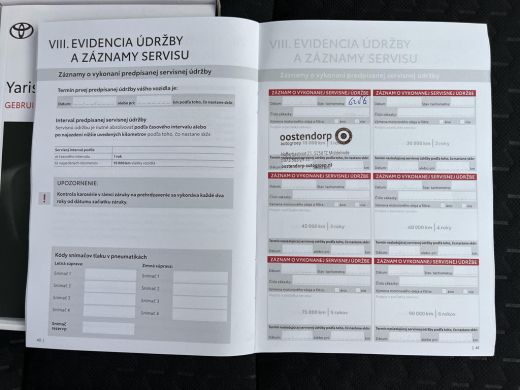 Toyota Yaris Cross 1.5 Hybrid 115 Dynamic | Parkeersensoren | Carplay | Stoelverwarming | LED koplampen | Keyless en... ActivLease financial lease