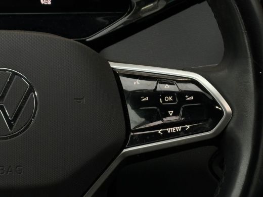 Volkswagen ID.3 First 58 kWh 204 pk | Apple carplay | Parkeersensoren | Stoel/stuur verwarming | ActivLease financial lease