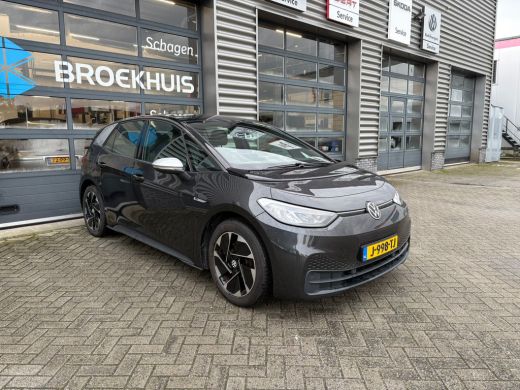 Volkswagen ID.3 First 58 kWh 204 pk | Apple carplay | Parkeersensoren | Stoel/stuur verwarming | ActivLease financial lease