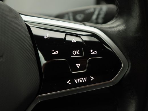 Volkswagen ID.3 First Plus 58 kWh 204 Pk Automaat | Cruise Control | Climate Control | Stoelverwarming | Stoelver... ActivLease financial lease