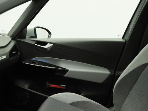 Volkswagen ID.3 First Plus 58 kWh 204 Pk Automaat | Cruise Control | Climate Control | Stoelverwarming | Stoelver... ActivLease financial lease