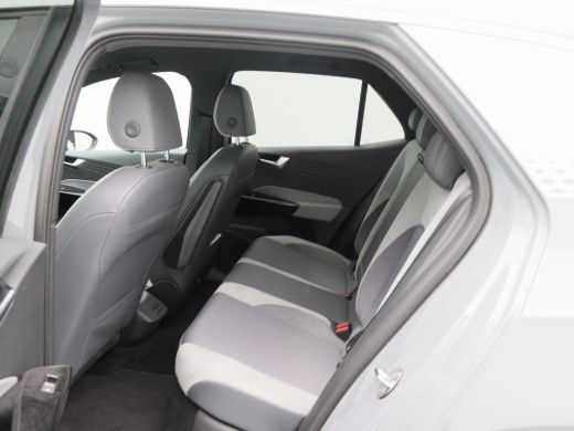 Volkswagen ID.3 First Plus 58 kWh 204 Pk Automaat | Cruise Control | Climate Control | Stoelverwarming | Stoelver... ActivLease financial lease