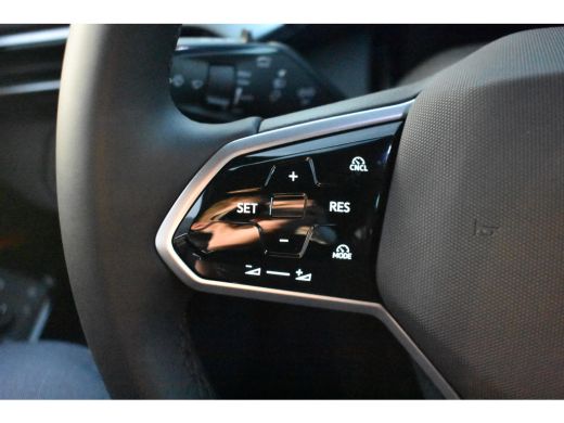 Volkswagen ID.4 Pro Limited Edition Inclusief &euro;2000,- inruilvoordeel | App-Connect | Trekhaak | Stoelverw. | LED ... ActivLease financial lease