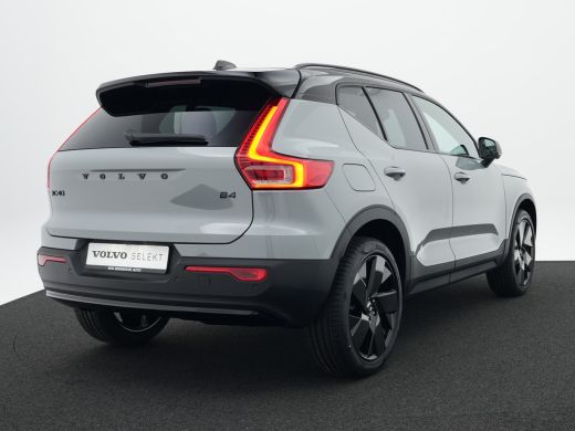 Volvo  XC40 B4 Plus Black Edition | Harman Kardon | 360&deg; Camera | Panoramadak | 20" | Trekhaak | Nubuck-Leder ActivLease financial lease