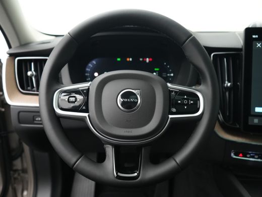 Volvo  XC60 T6 AWD Ultimate Dark | B&W AUDIO | LUCHTVERING | PANORAMADAK | 21" LM VELGEN ActivLease financial lease