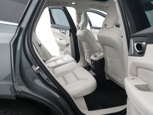 Volvo  XC60 T6 AWD Ultra Bright | Luchtvering | Bowers & Wilkins | Panoramadak | 21" | 360&deg; Camera | Stoelven... ActivLease financial lease