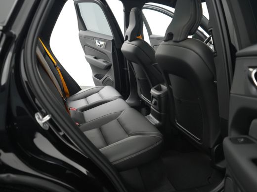 Volvo  XC60 T8 AWD Polestar Engineered | Harman Kardon | Gelamineerd Glas | Trekhaak | 22" | 360&deg; Camera ActivLease financial lease