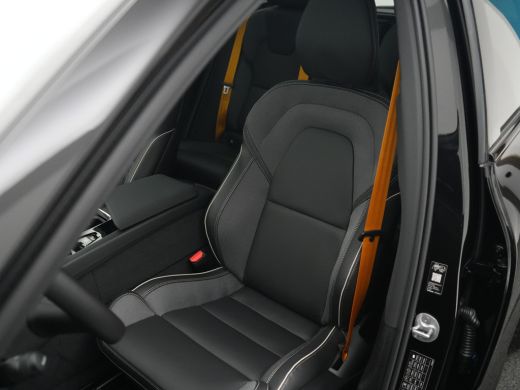 Volvo  XC60 T8 AWD Polestar Engineered | Harman Kardon | Gelamineerd Glas | Trekhaak | 22" | 360&deg; Camera ActivLease financial lease