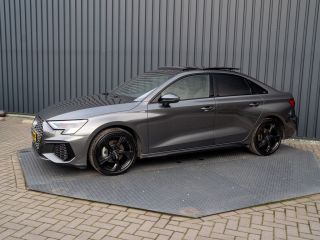 Audi A3 Limousine 35 TFSI S edition | S-Line | Matrix LED | Panodak | Stoelgeheugen | Camera | Prijs Rijk...