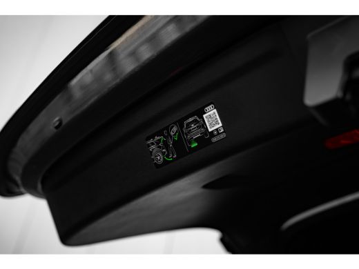 Audi Q6 e-tron S edition performance 100 kWh Panorama dak | Trekhaak |  Elek. Stoel + geheugen | 360 camera | Le... ActivLease financial lease