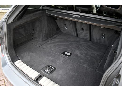 BMW 3 Serie Touring M340d xDrive Pano ACC HiFi El-zetels Adp-onderstel 19inch ActivLease financial lease