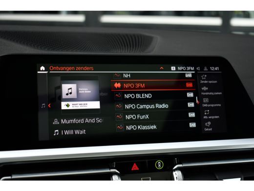 BMW 3 Serie Touring M340d xDrive Pano ACC HiFi El-zetels Adp-onderstel 19inch ActivLease financial lease