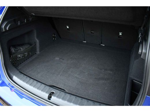 BMW X1 sDrive20i 170pk M-Sport Pano ACC HUD 360 H/K 19inch El-zetels ActivLease financial lease