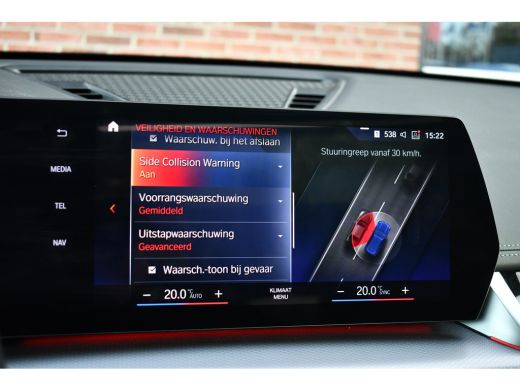 BMW X1 sDrive20i 170pk M-Sport Pano ACC HUD 360 H/K 19inch El-zetels ActivLease financial lease