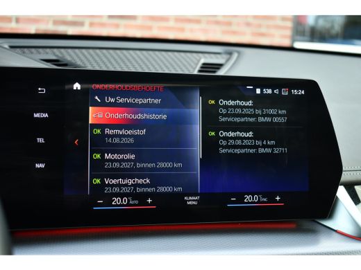 BMW X1 sDrive20i 170pk M-Sport Pano ACC HUD 360 H/K 19inch El-zetels ActivLease financial lease