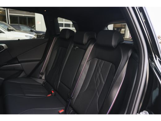 BMW X3 30e xDrive M Sport Automaat / Panoramadak / Trekhaak / Sportstoelen / Adaptief onderstel / Stoelv... ActivLease financial lease