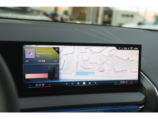 BMW X3 30e xDrive M Sport Automaat / Panoramadak / Trekhaak / Sportstoelen / Adaptief onderstel / Stoelv... ActivLease financial lease