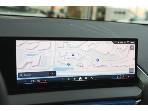 BMW X3 30e xDrive M Sport Automaat / Panoramadak / Trekhaak / Sportstoelen / Adaptief onderstel / Stoelv... ActivLease financial lease