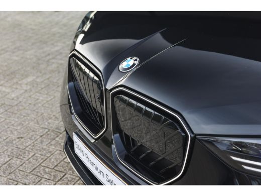 BMW X3 30e xDrive M Sport Automaat / Panoramadak / Trekhaak / Sportstoelen / Adaptief onderstel / Stoelv... ActivLease financial lease