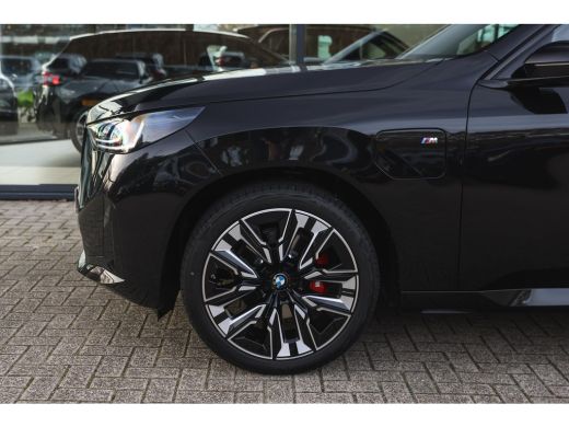 BMW X3 30e xDrive M Sport Automaat / Panoramadak / Trekhaak / Sportstoelen / Adaptief onderstel / Stoelv... ActivLease financial lease